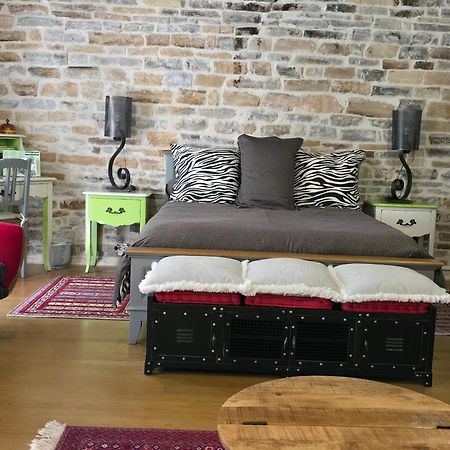 Bed and Breakfast D'Ici Et D'Ailleurs Cordes-sur-Ciel Exterior foto