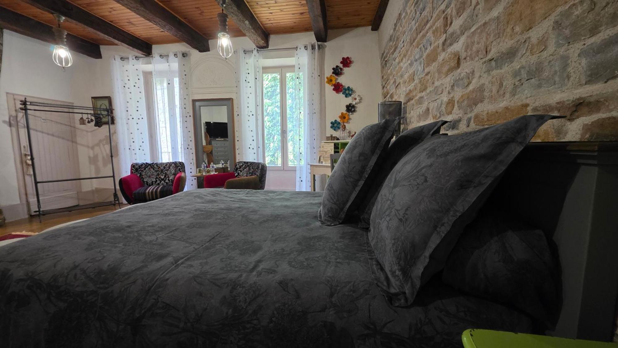 Bed and Breakfast D'Ici Et D'Ailleurs Cordes-sur-Ciel Exterior foto