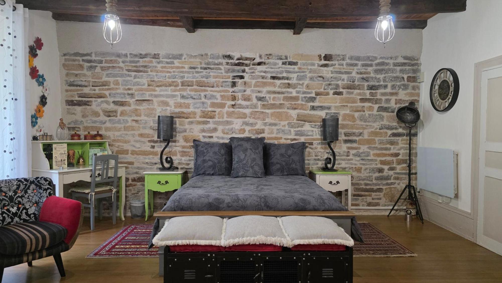 Bed and Breakfast D'Ici Et D'Ailleurs Cordes-sur-Ciel Exterior foto
