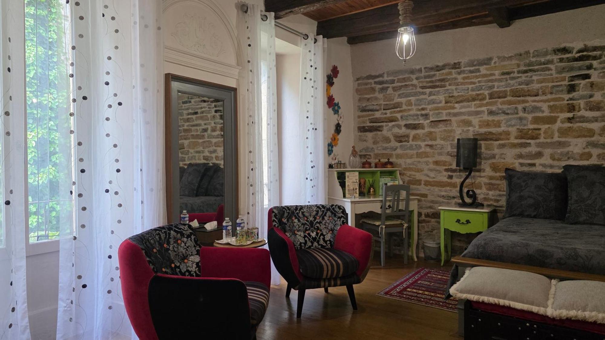 Bed and Breakfast D'Ici Et D'Ailleurs Cordes-sur-Ciel Exterior foto